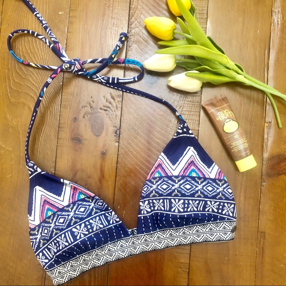 {Roxy} tribal print bikini top in navy